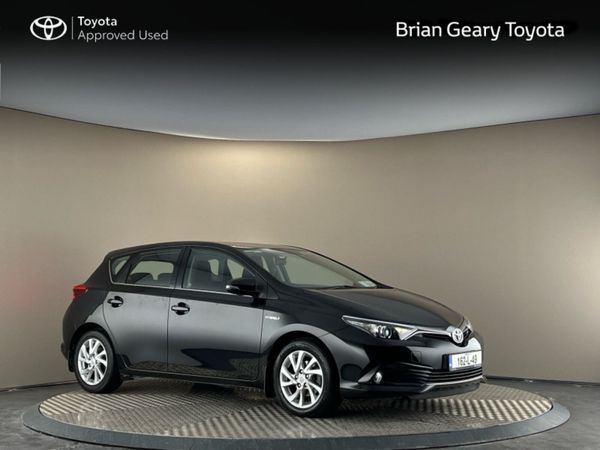 Toyota Auris MPV, Petrol Hybrid, 2016, Black