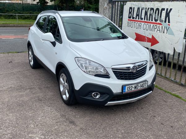 Vauxhall Mokka Hatchback, Petrol, 2013, White