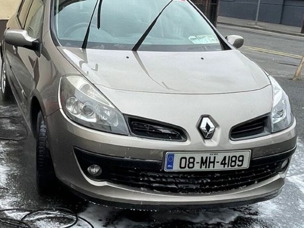 Renault Clio Hatchback, Petrol, 2008, Gold