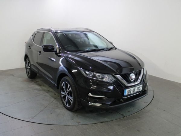 Nissan Qashqai Hatchback, Diesel, 2018, Black