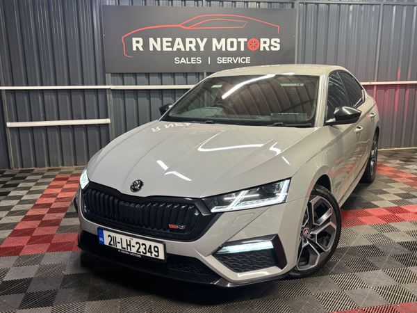 Skoda Octavia Hatchback, Petrol Plug-in Hybrid, 2021, Grey