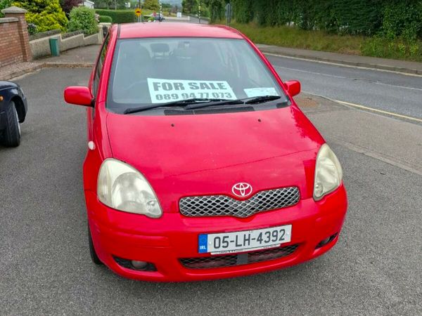 Toyota Yaris Hatchback, Petrol, 2005, Red