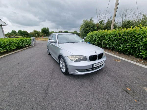 BMW 1-Series Hatchback, Petrol, 2009, Silver