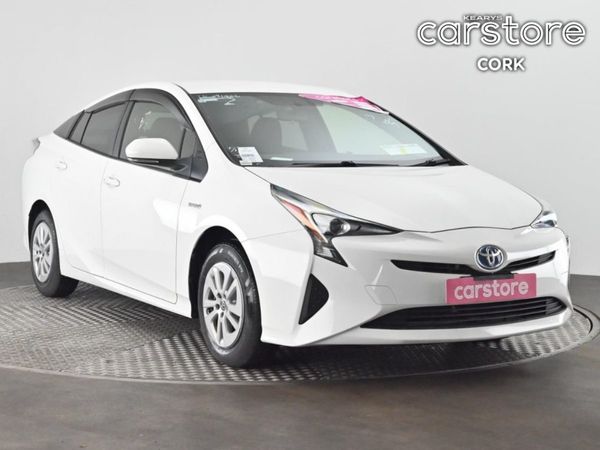 Toyota Prius Hatchback, Petrol Hybrid, 2018, White