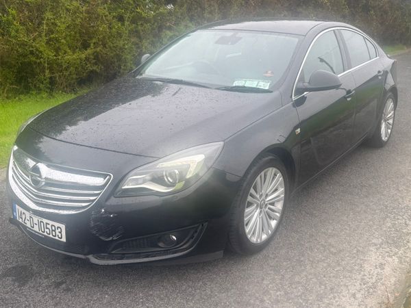 Opel Insignia Hatchback, Diesel, 2014, Black