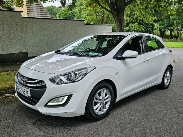 Hyundai i30 Hatchback, Diesel, 2015, White