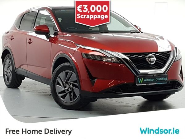 Nissan Qashqai MPV, Petrol Hybrid, 2022, Red