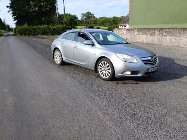 Opel Insignia Hatchback, Diesel, 2010, Silver