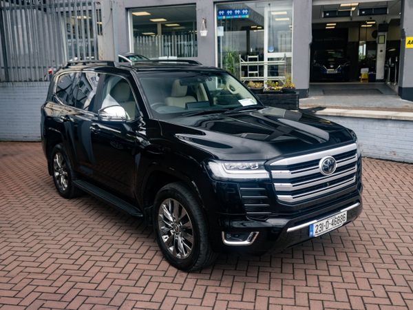Toyota Land Cruiser SUV, Diesel, 2023, Black