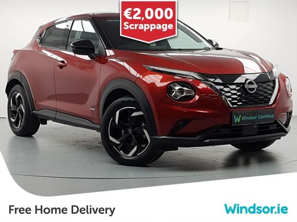 Nissan Juke SUV, Petrol Hybrid, 2023, Red