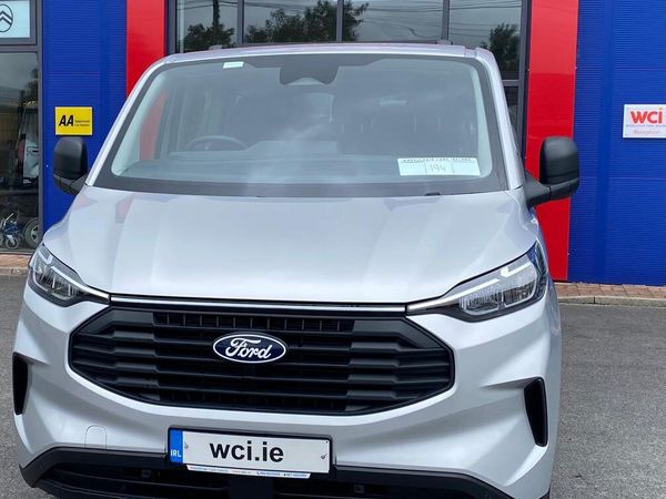 Ford Tourneo Custom MPV, Diesel, 2025, Silver