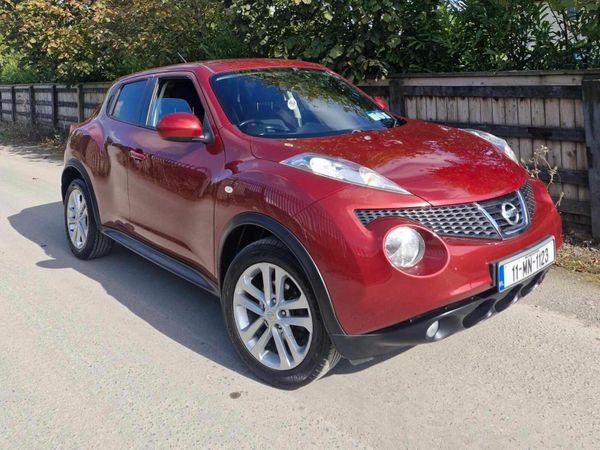 Nissan Juke SUV, Petrol, 2011, Red