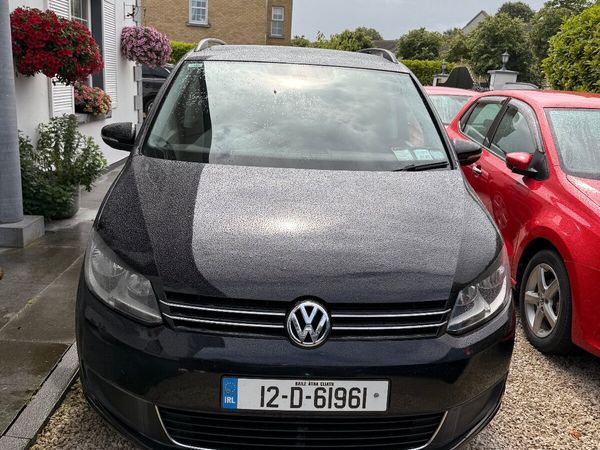 Volkswagen Touran MPV, Petrol, 2012, Black