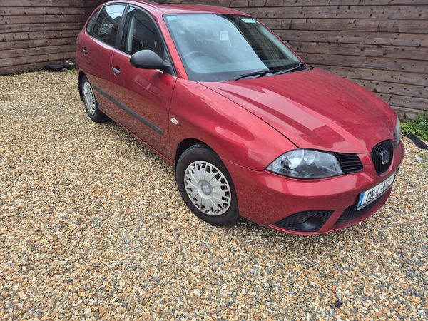 SEAT Ibiza Hatchback, Petrol, 2008, Red