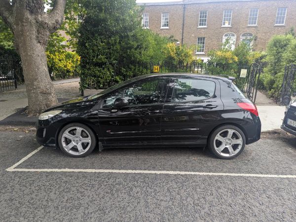 Peugeot 308 Hatchback, Petrol, 2011, Black