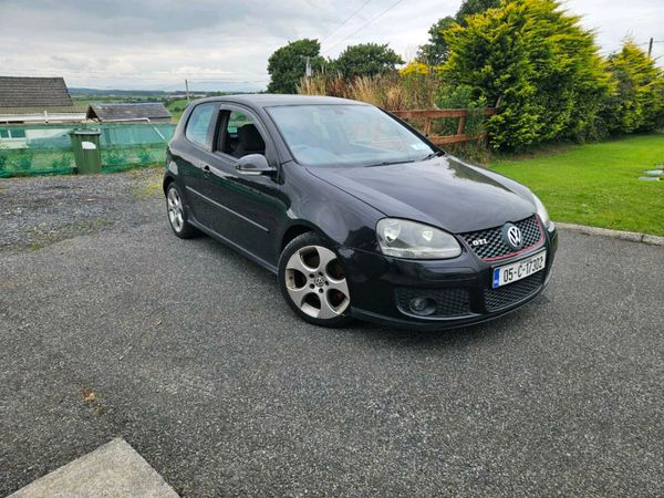 Volkswagen Golf Hatchback, Petrol, 2005, Black