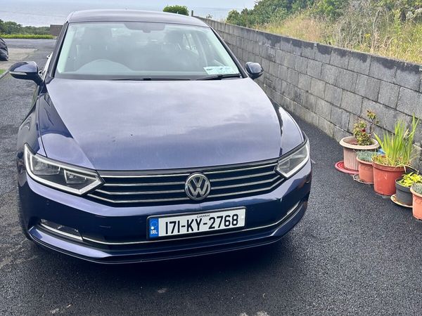 Volkswagen Passat Saloon, Diesel, 2017, Blue