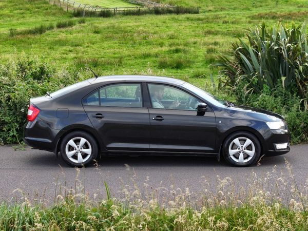 Skoda Rapid Saloon, Diesel, 2015, Black