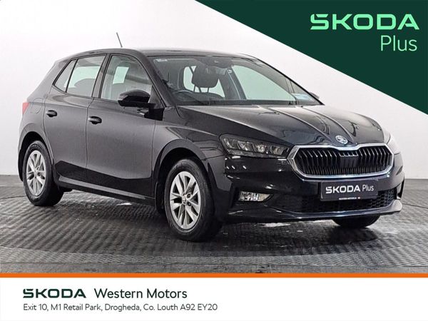 Skoda Fabia Hatchback, Petrol, 2022, Black
