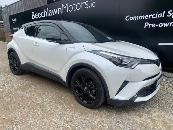 Toyota C-HR SUV, Petrol Hybrid, 2019, White