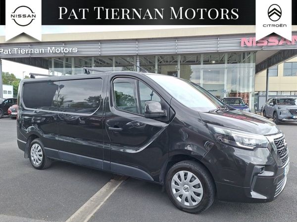 Nissan Primastar MPV, Diesel, 2022, Black