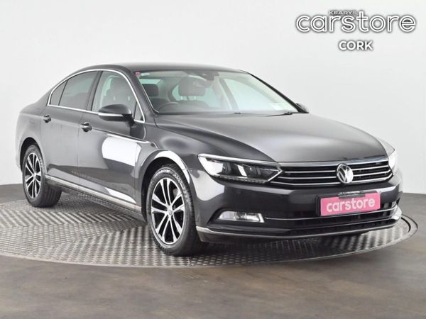 Volkswagen Passat Saloon, Diesel, 2019, Grey