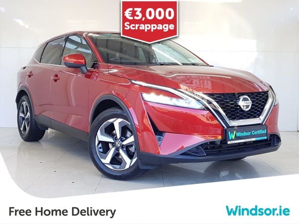 Nissan Qashqai Crossover, Hybrid, 2023, Red