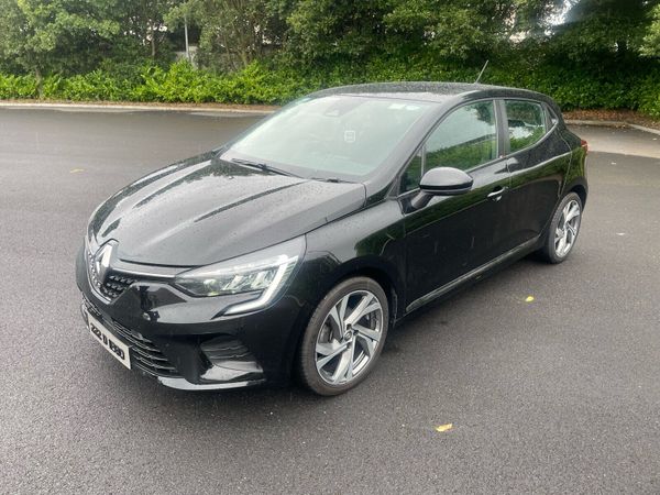Renault Clio Hatchback, Petrol, 2022, Black