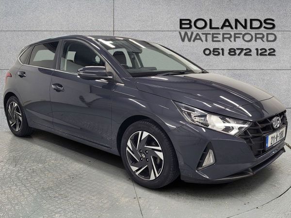 Hyundai i20 Hatchback, Petrol, 2021, Grey