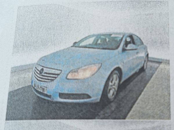 Vauxhall Insignia Hatchback, Diesel, 2013, Silver