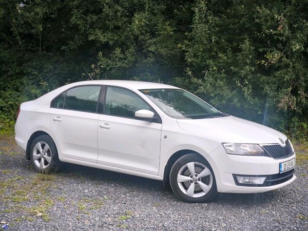 Skoda Rapid Saloon, Diesel, 2012, White
