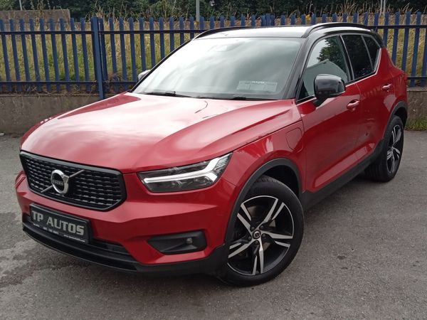 Volvo XC40 SUV, Petrol Plug-in Hybrid, 2020, Red