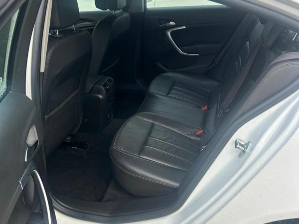 Opel Insignia MPV, Diesel, 2013, White
