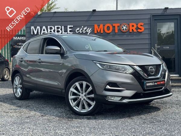 Nissan Qashqai Hatchback, Diesel, 2018, Grey