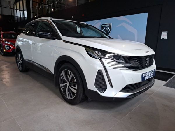 Peugeot 3008 MPV, Diesel, 2022, White