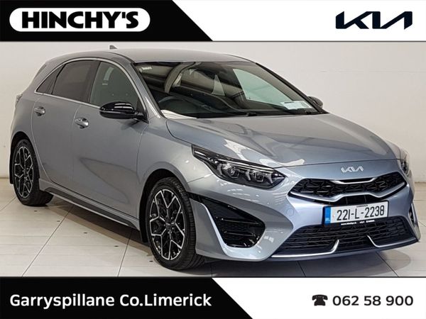 Kia Ceed Hatchback, Petrol, 2022, Grey