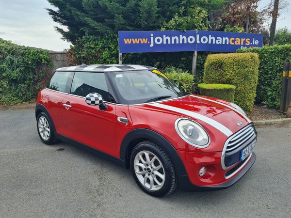 Mini Cooper Hatchback, Diesel, 2015, Red