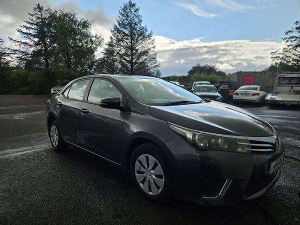 Toyota Corolla Saloon, Diesel, 2014, Grey