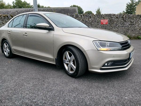 Volkswagen Jetta Saloon, Diesel, 2015, Silver