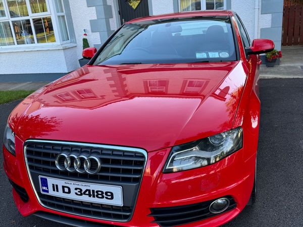 Audi A4 Saloon, Diesel, 2011, Red