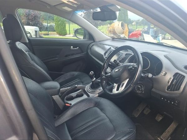 Kia Sportage SUV, Diesel, 2015, Silver