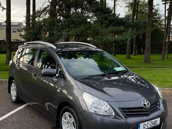 Toyota Verso MPV, Diesel, 2012, Grey