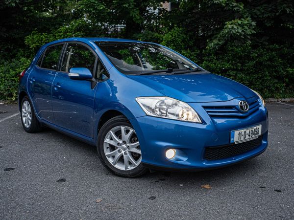 Toyota Auris Hatchback, Petrol, 2011, Blue