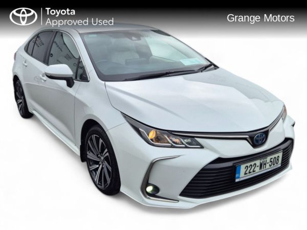 Toyota Corolla Saloon, Petrol Hybrid, 2022, White