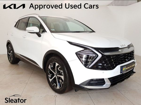 Kia Sportage MPV, Diesel, 2022, White