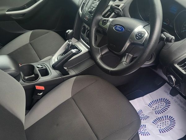 Ford Focus Hatchback, Diesel, 2013, Silver