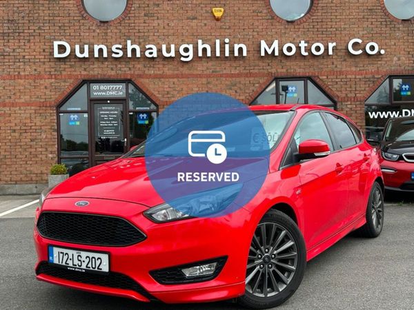 Ford Focus Hatchback, Diesel, 2017, Red