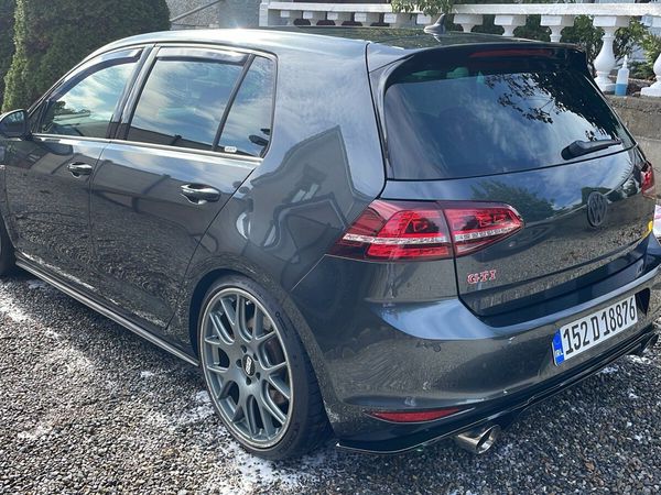 Volkswagen Golf Estate, Petrol, 2015, Grey