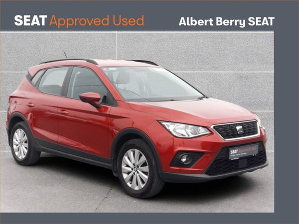 SEAT Arona Hatchback, Petrol, 2019, Red