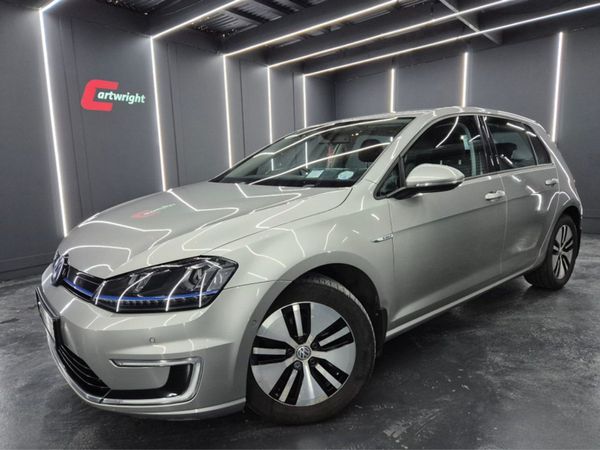 Volkswagen Golf Hatchback, Electric, 2015, Silver